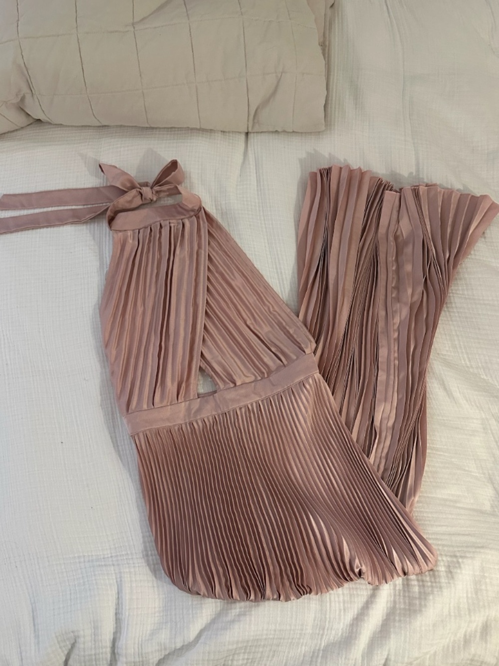 NWT L'Idée Renaissance Pleated Open-Back Gown